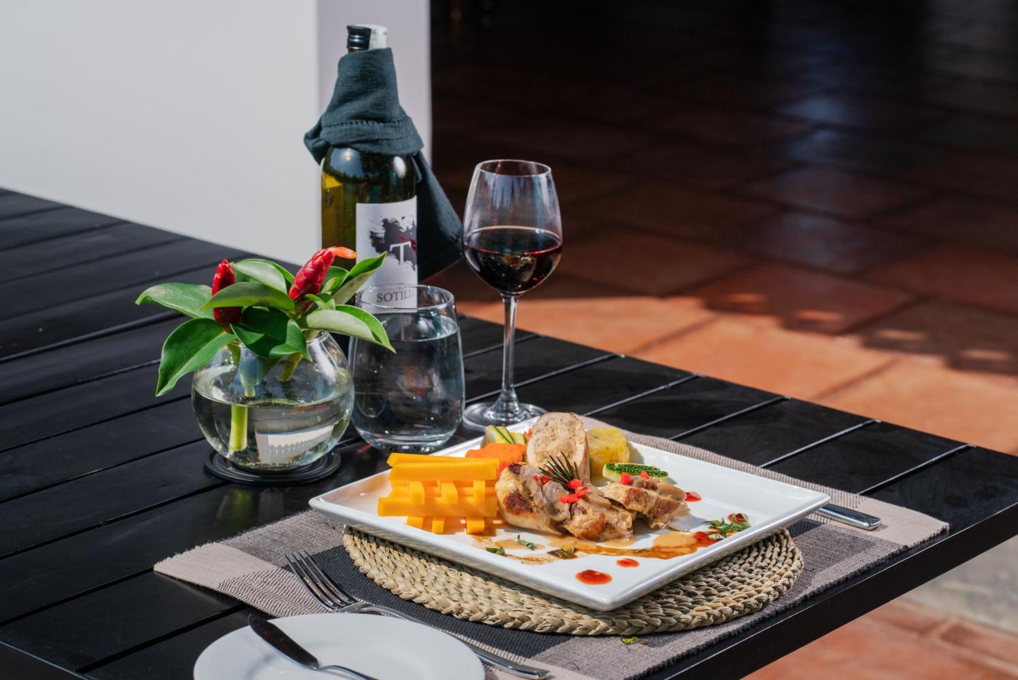 Ceylo Villas Bentota Bagian luar foto